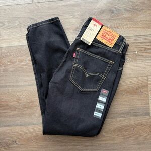 Men’s Size 32x30 Levi’s 512 Slim Taper Jeans Blue Dark Wash